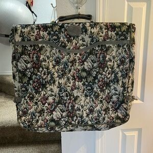 Vintage Floral Tapestry Garment Bag